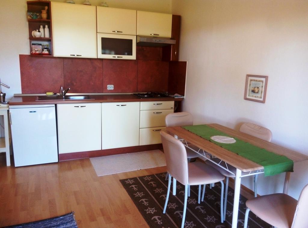 Linea Mare Apartment Rovinj Eksteriør billede